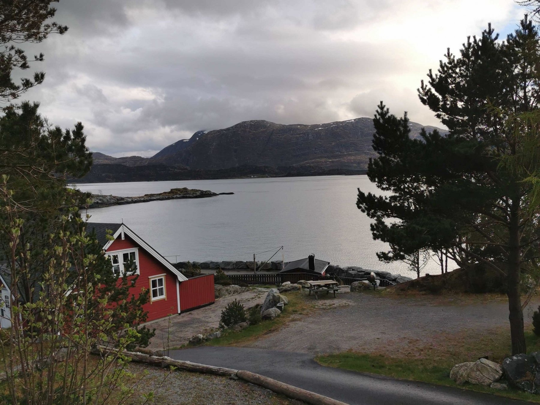 Steinvik Camping — Campingplads in Deknepollen