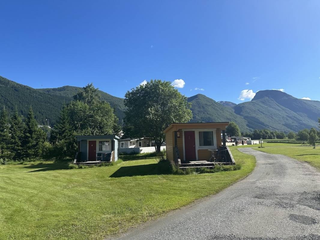 Stordal Camping — Campingplads in Stordal