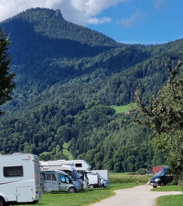 Wohnmobilstellplatz am Weßner Hof Marquartstein — Foto 3
