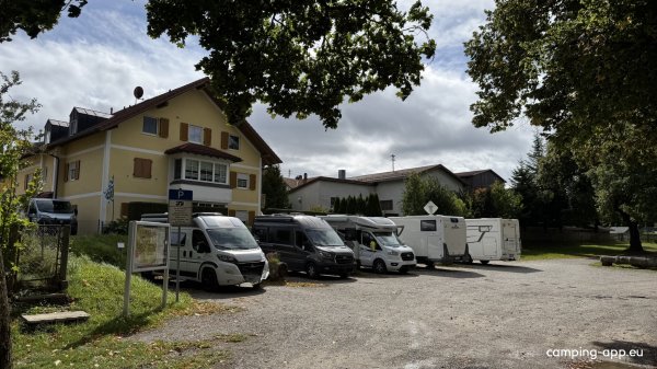 Wohnmobilstellplatz Peiting — Photo 4