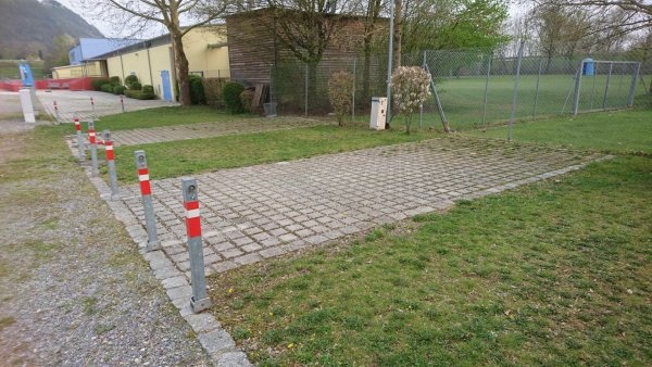 Stellplatz Bogen — Karavan Sitesi in Bogen