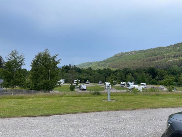 Loch Ness Shores Camping and Caravanning Club Site — Fotografie 2