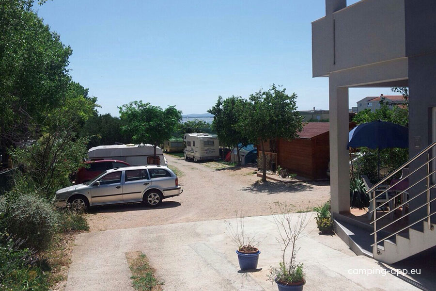 Autocamp Lu-Ka — Kamp yeri in Pakoštane