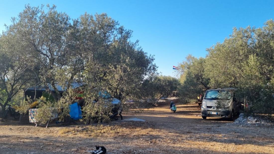 Camp Mindel — Campingplatz in Vela Luka