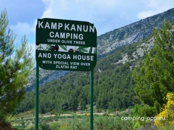 Kamp Kanun (Smili's Yoga)