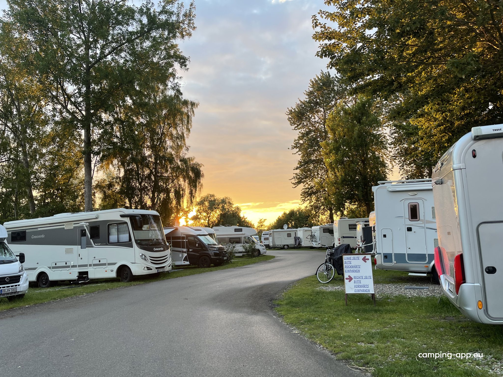 Womohafen Scharbeutzer Strand — Sítio para autocaravanas in Scharbeutz
