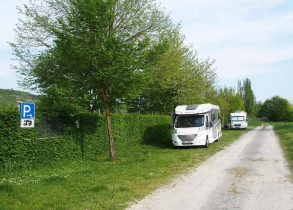 Stellplatz am Freibad