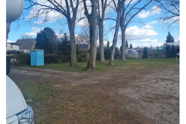 Stellplatz am Rantzauer See Barmstedt — Ställplats in Barmstedt