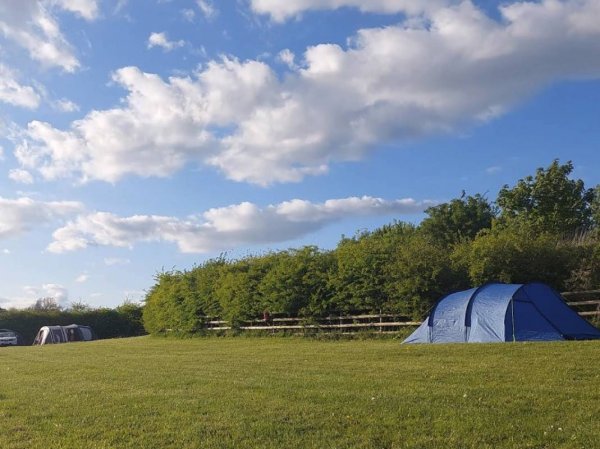Knotlow Farm Campsite — Photo 3