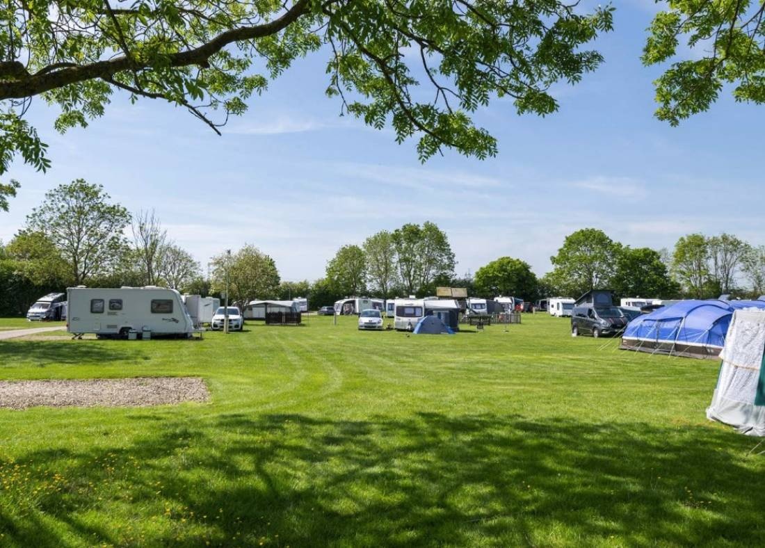 Sheriff Hutton Camping and Caravanning Club — Camping Site in Sheriff Hutton