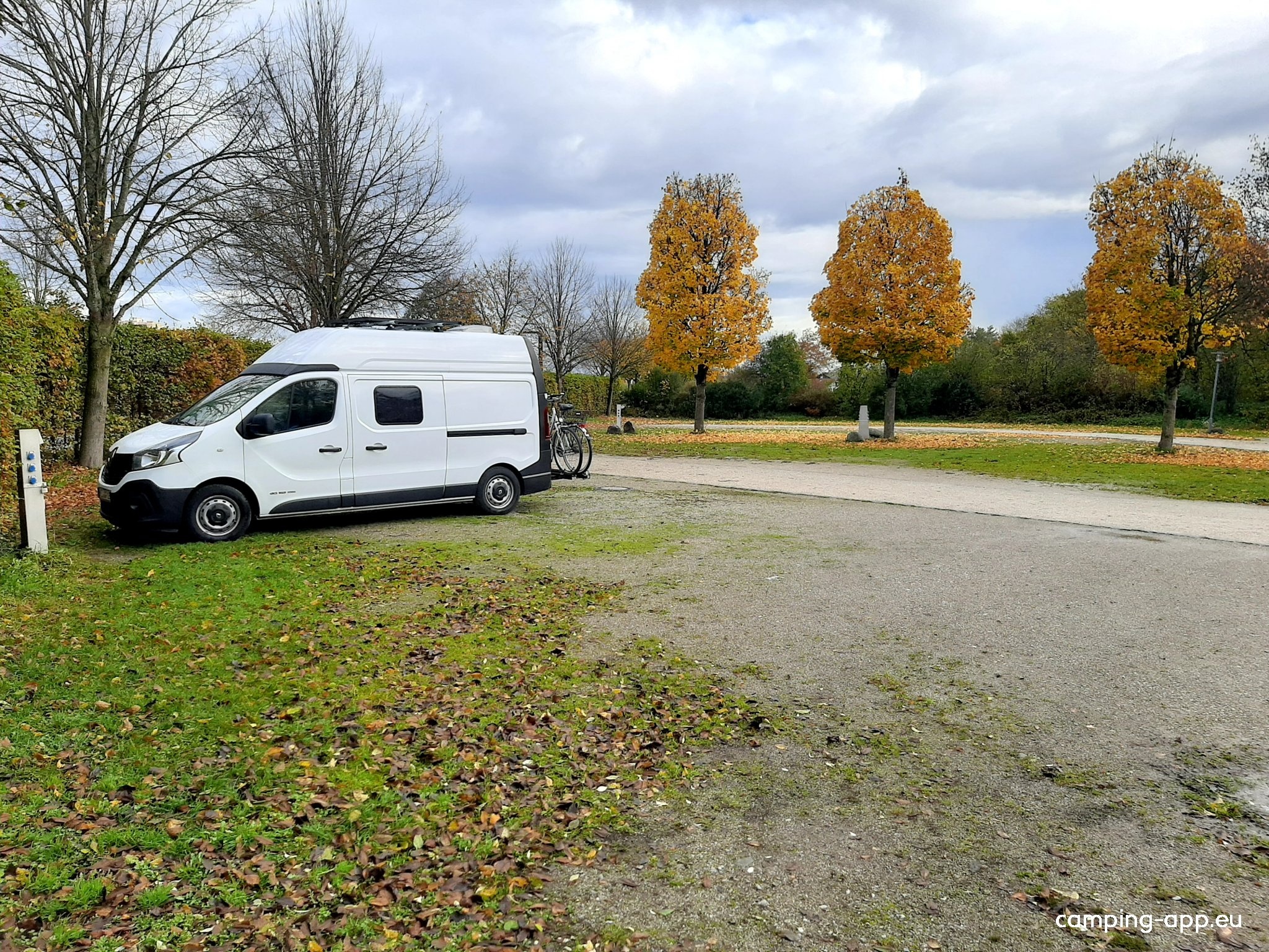 Stellplatz Burghausen — Karavan Sitesi in Burghausen