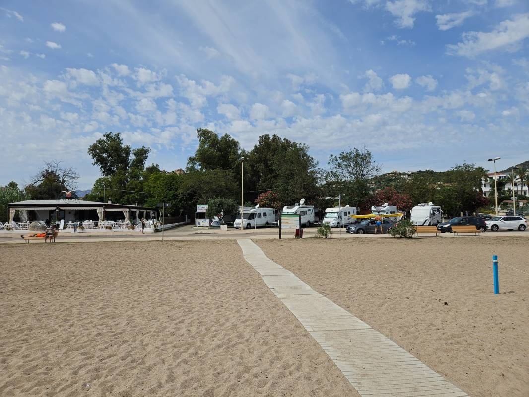 Camper Service Costa Orientale — Sítio para autocaravanas in Tancau Sul Mare