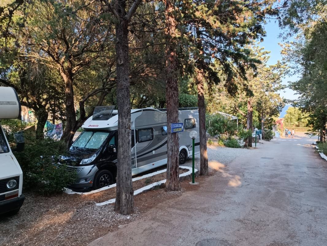Camping Car Palmasera — Sítio para autocaravanas in Cala Gonone NU