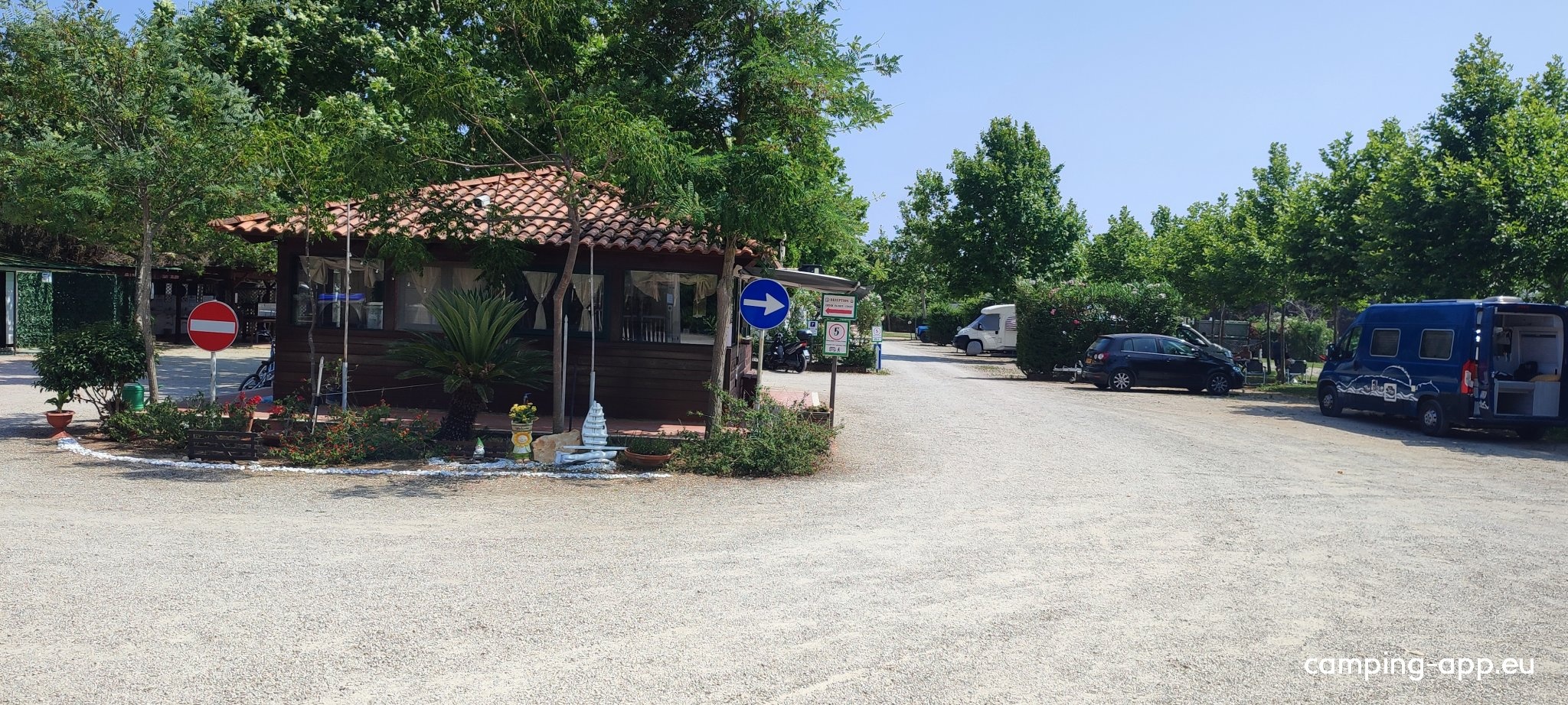 I Platani Camper Service — Sítio para autocaravanas in Alghero