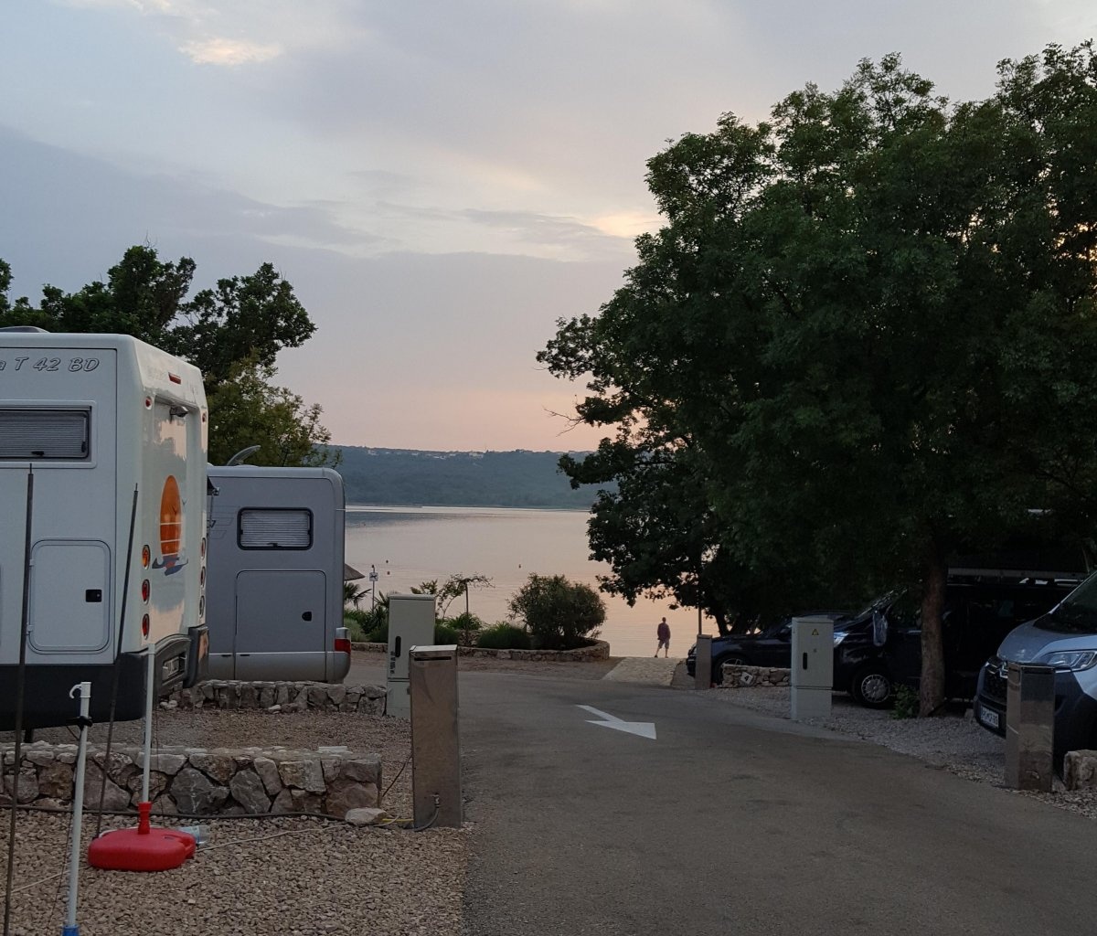 Camping Slamni — Campingplatz in Dobrinj