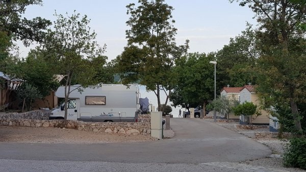 Camping Slamni — Campingplats in Dobrinj