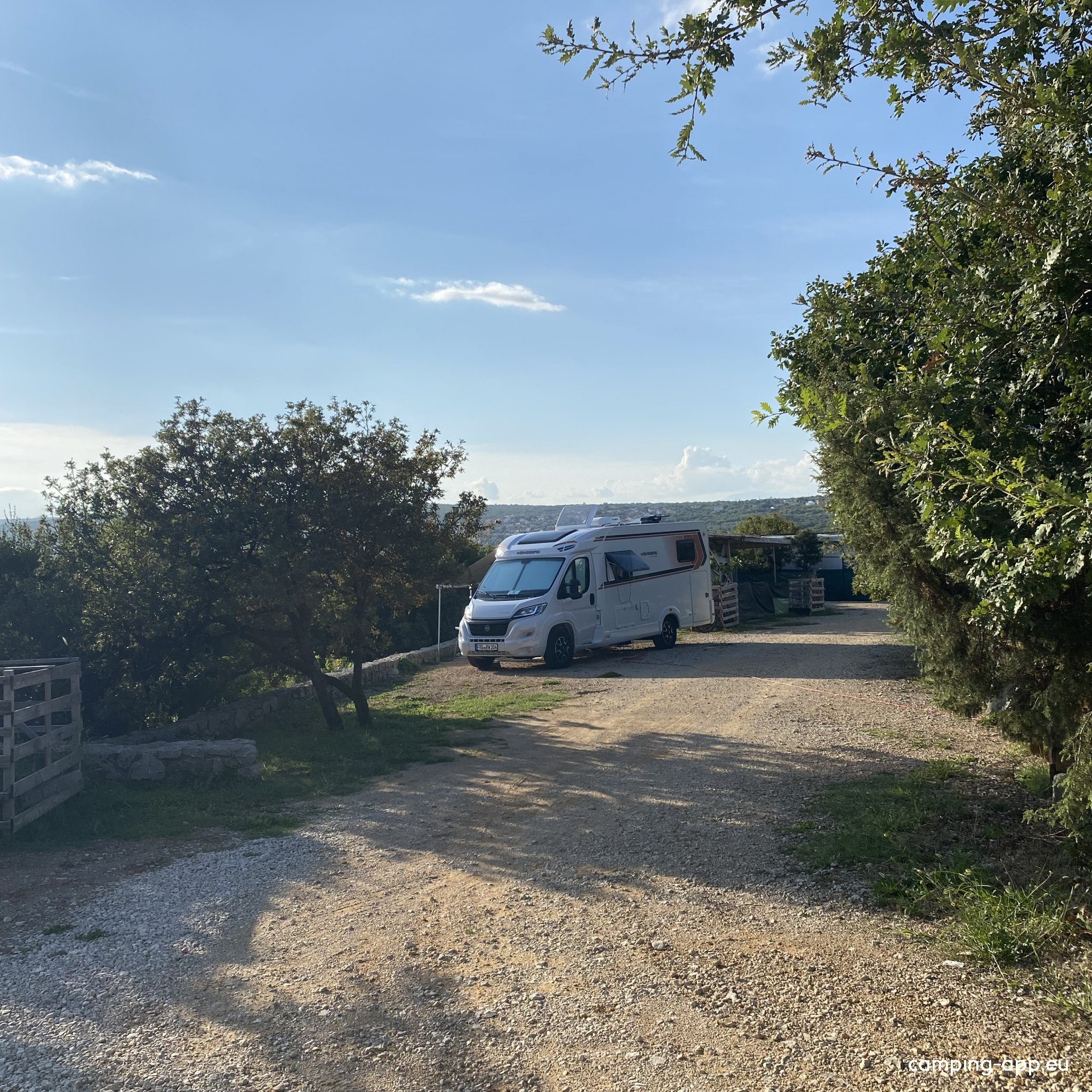 Mini Camp Marusina Olive Hills — Campingplass in Punat
