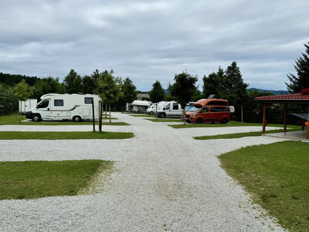 Autokamp Kekec — Sítio de acampamento in 2000