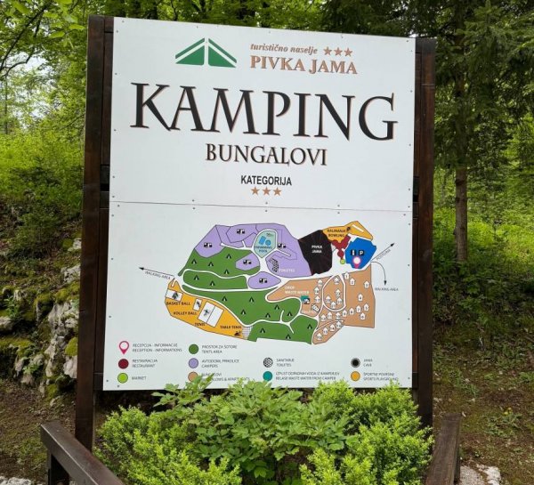 Kamp Pivka Jama *** — Fotografie 6