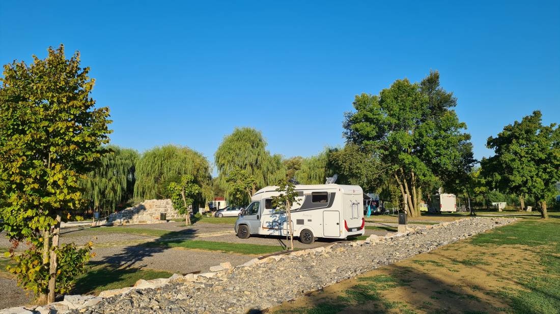 Kamp Lijak — Campingplatz in 5261