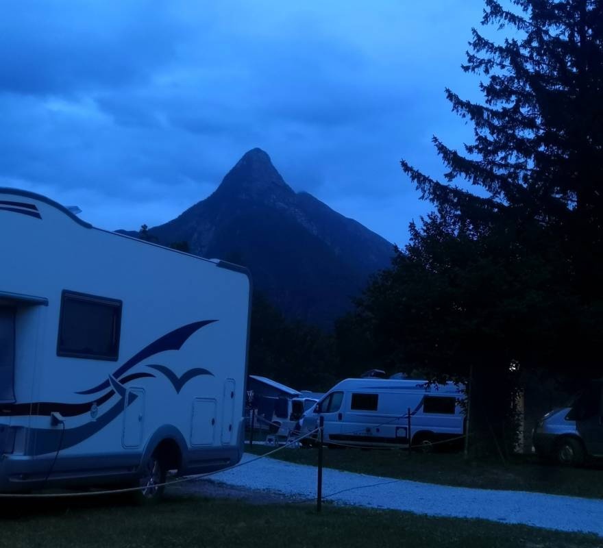 Kamp Polovnik — Campingplatz in Bovec