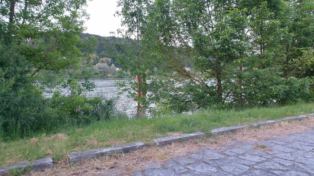 Stellplatz am Donauufer Vilshofen — Overnight-parking in Vilshofen a.d.Donau-Hördt