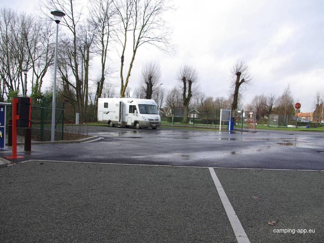 Stellplatz Harelbeke — Area Autocaravanas in Harelbeke