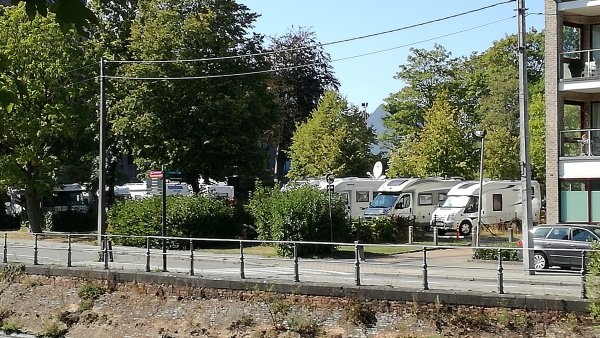 Kampeerautoterrein P Broeltorens — Area Autocaravanas in Kortrjik