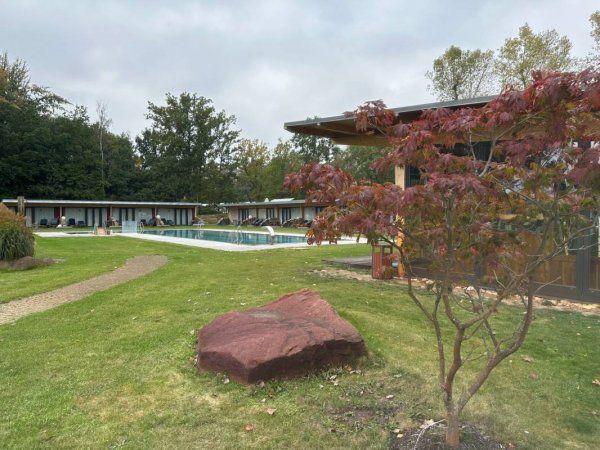 Carava Park-in Villa Resort