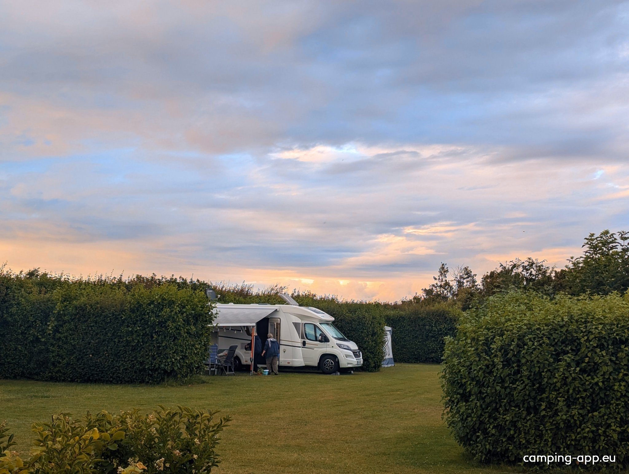 Mini Camping De Walnoot — Campingplatz in Aagtekerke