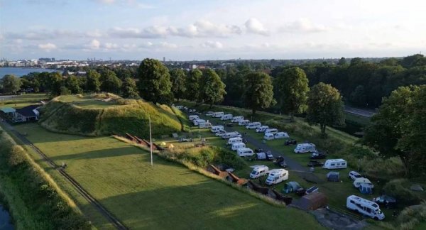 Charlottenlund Fort Camping — Foto 2