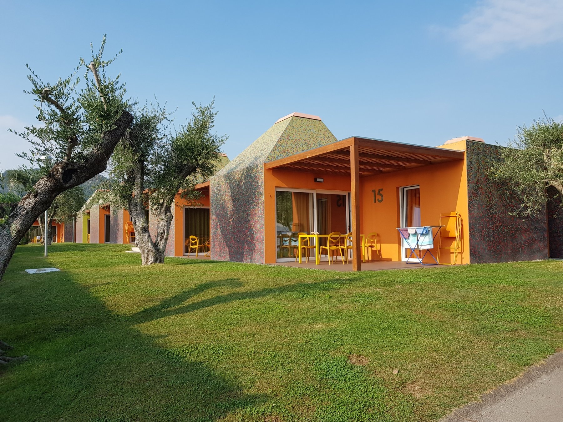 Camping Continental — Camping in Bardolino
