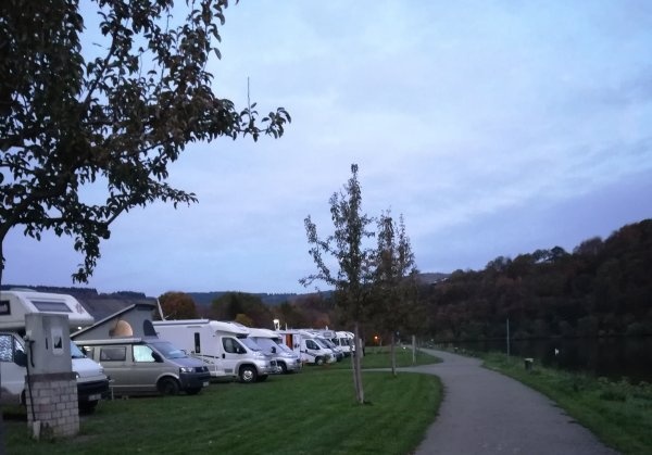 Wohnmobilstellplatz Zellerhof — Campervan Site in Mehring