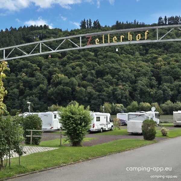 Wohnmobilstellplatz Zellerhof — Foto 2