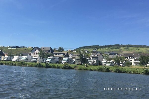 Wohnmobilstellplatz Zellerhof — Foto 3