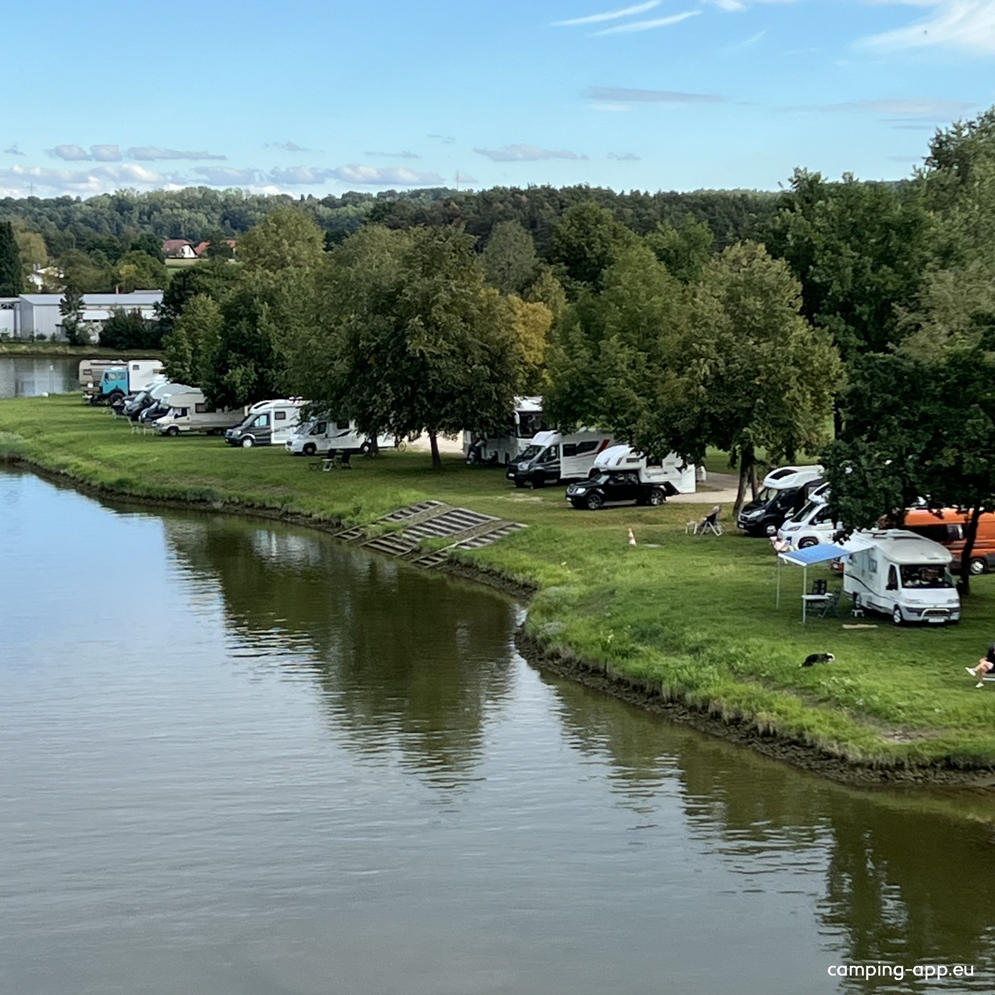 Stellplatz Lände Hilpoltstein — Sp. parking dla kamperów in Hilpoltstein
