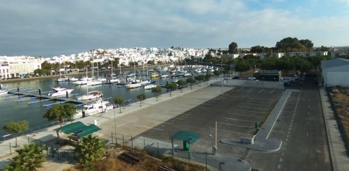 Autocaravanas Puerto de Ayamonte — Sp. parking dla kamperów in Ayamonte