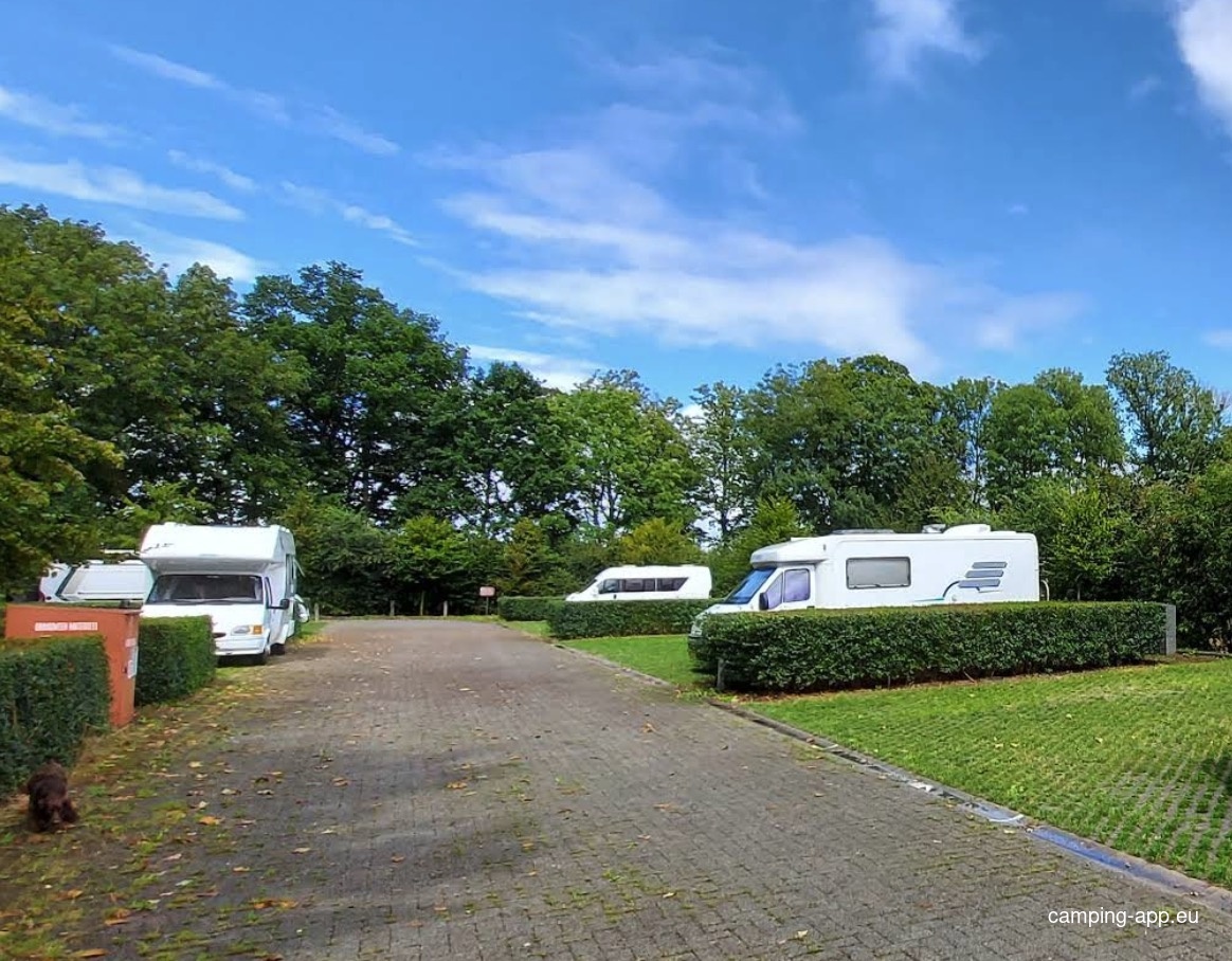 Stellplatz Zillebeekvijver — Camperplads in Ieper