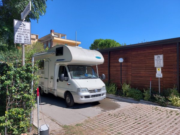 Parking delle Robinie — Photo 4