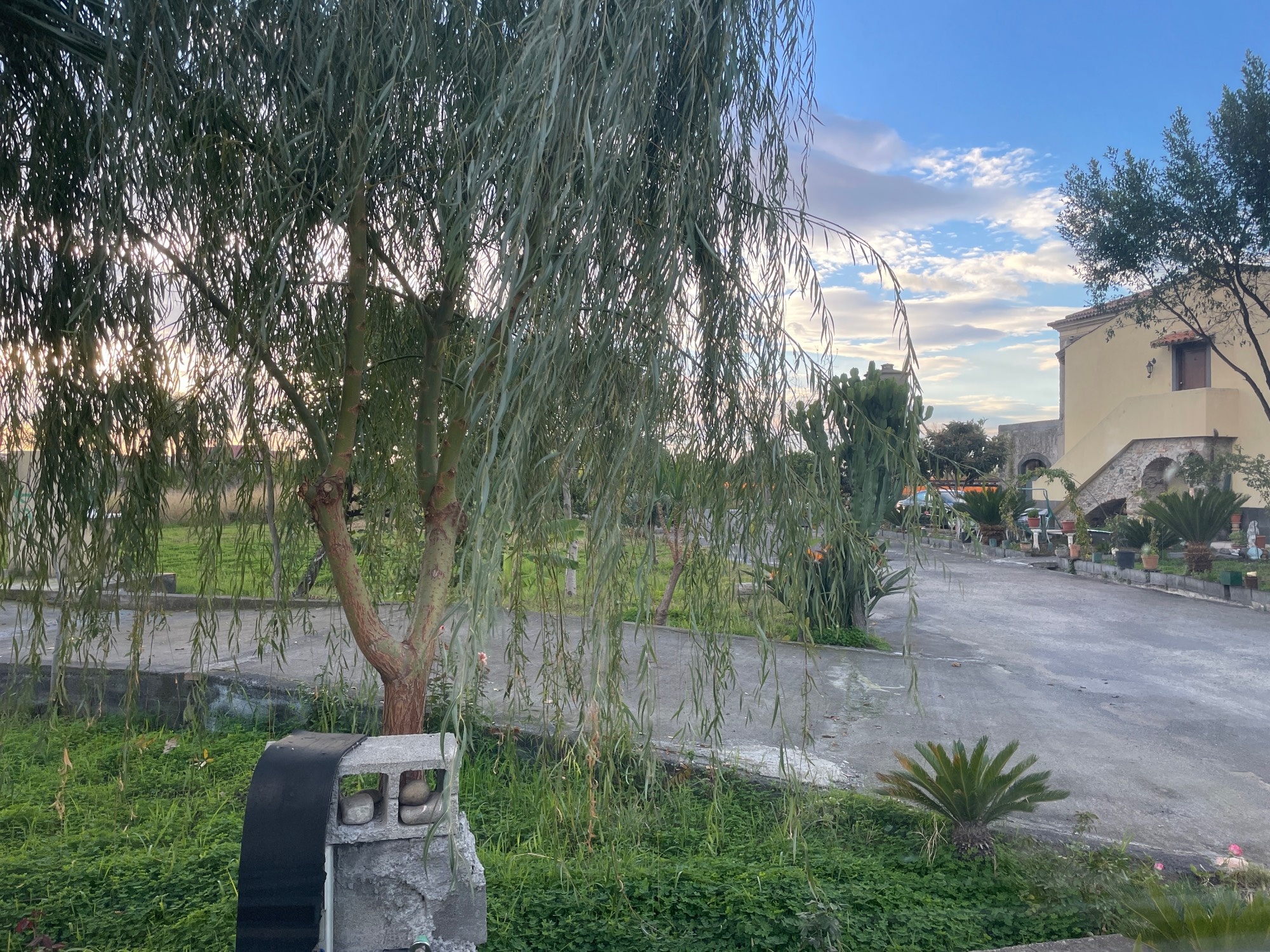 Sosta Camper Piergiovanni — Sp. parking dla kamperów in Taormina