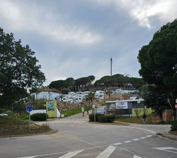 Autocaravaning Palamós — Photo 4