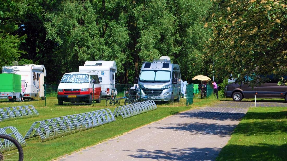 Stellplatz am Freibad Nord Wilhelmshaven — Bobilplass in WHV