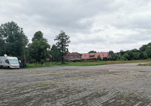 Stellplatz Esens — Bobilplass in Esens