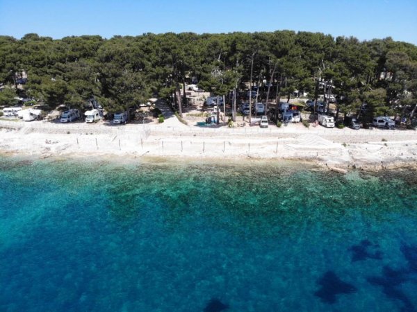 Camp Čikat **** — Photo 2