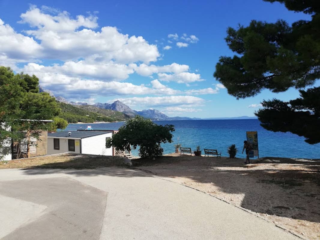 Camp Dole — Campingplatz in Živogošće