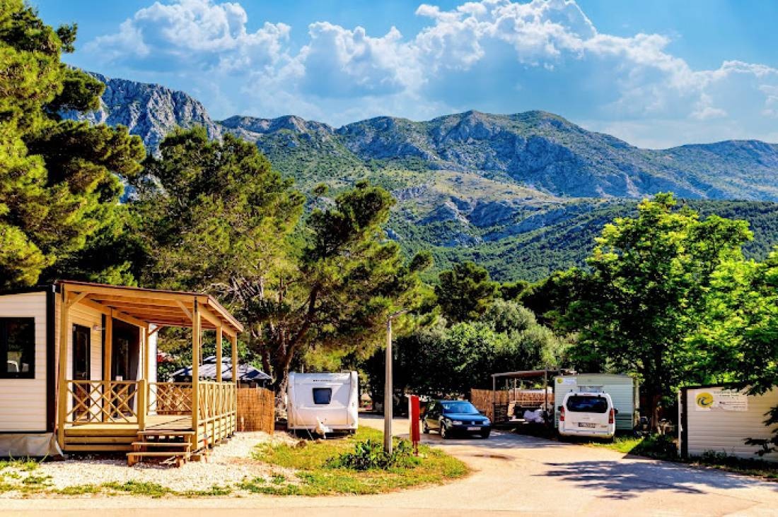 Camp Dole — Kamp yeri in Živogošće