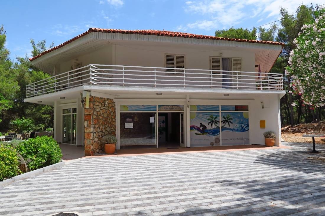 Camp Holiday — Sítio de acampamento in Jelsa