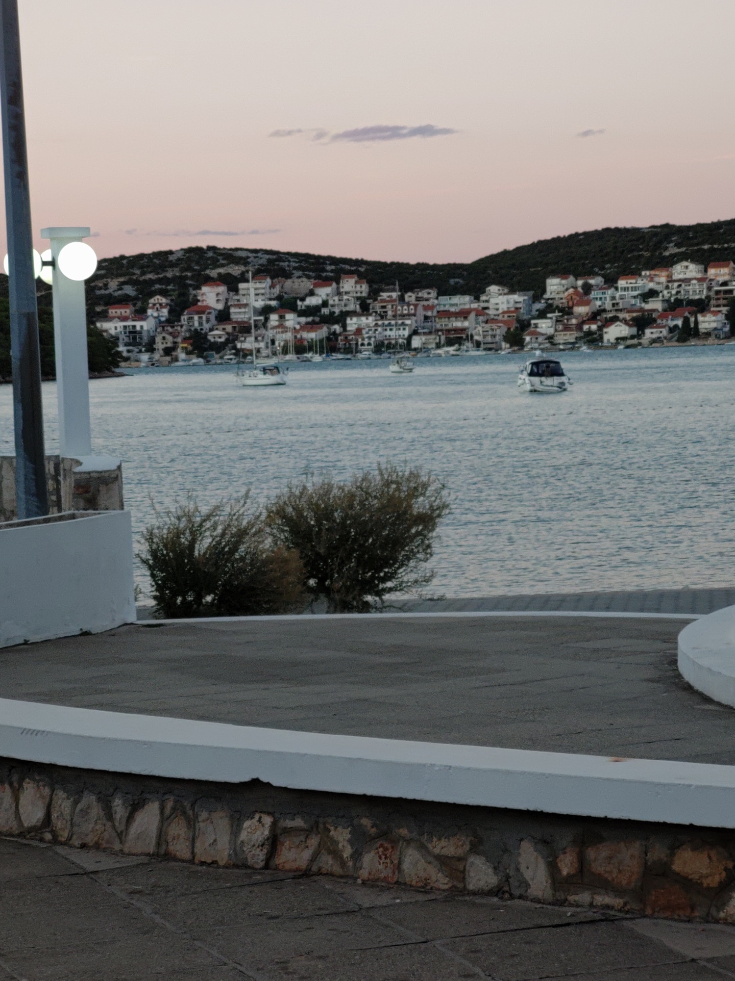 Camp Jezera — Camping in Jezera