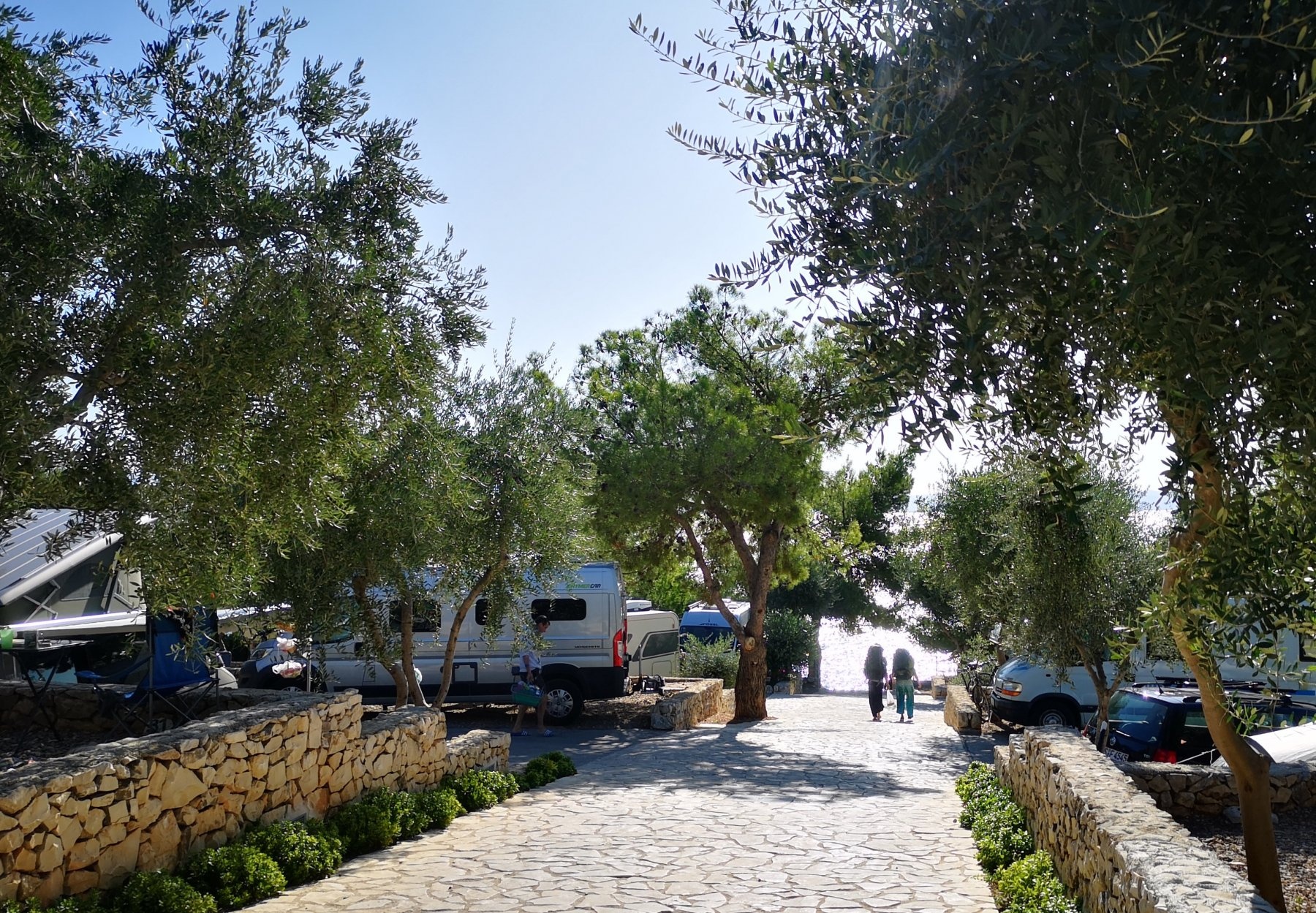 Labaduša ** — Kemp in Okrug Gornji