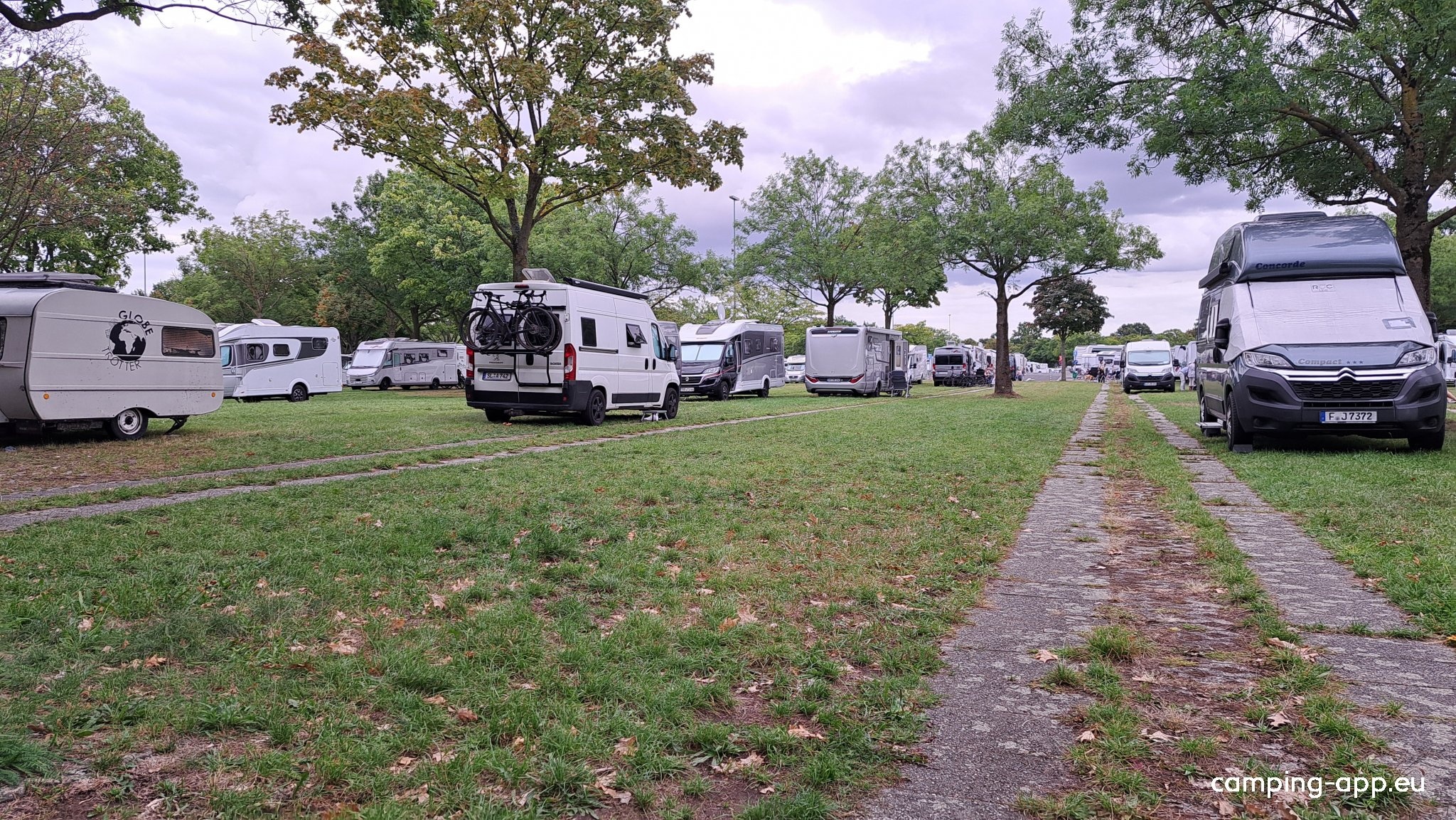Stellplatz Messeparkplatz P1 Düsseldorf — Stellplatz in Düsseldorf